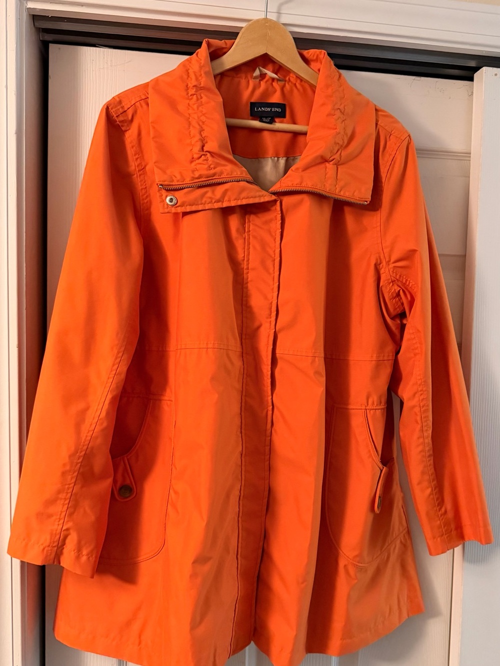 Vintage Lands' End Women's XL Orange Soft Fabric Raincoat Zipper Snaps 24"across